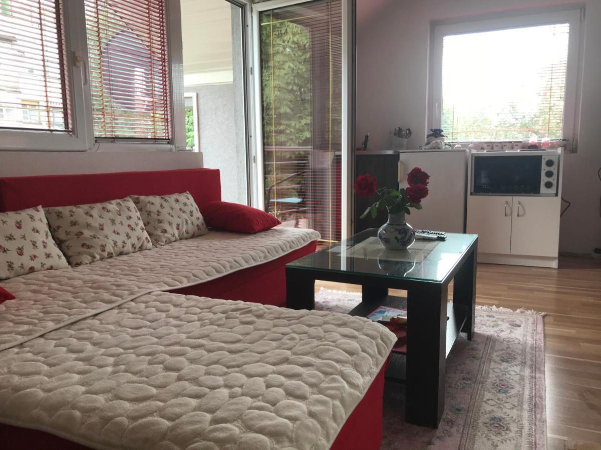 Apartments Premovic Niksic Ngoại thất bức ảnh